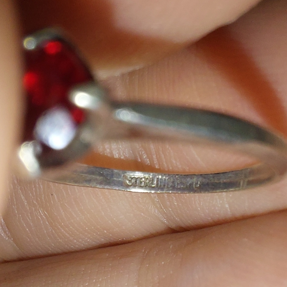 925 Silver Ring With Red Ruby. Tested - image 8
